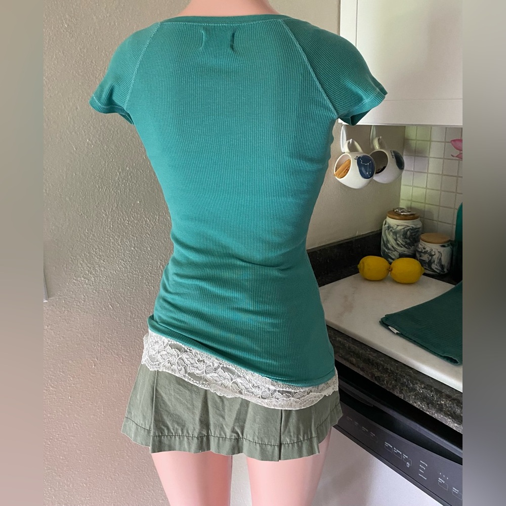 Y2k teal green Abercrombie short sleeve v neck - Picture 2 of 13